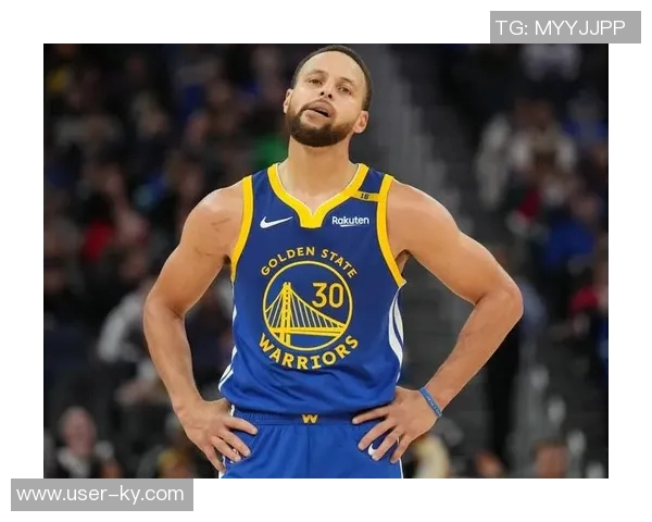 勇士客场对阵76人巴特勒因膝伤缺席库里依旧未能复出